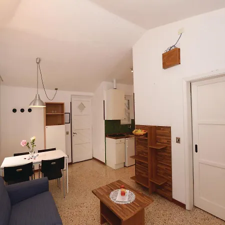 Apartament Diana *